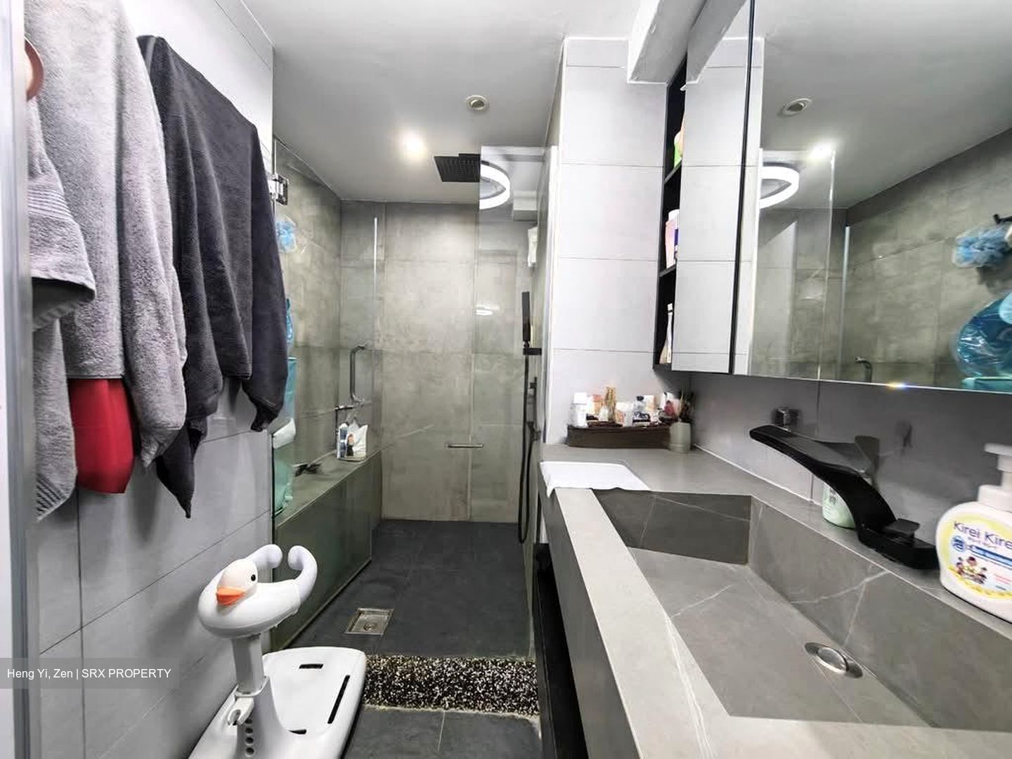 Onan Road (D15), Terrace #629724051